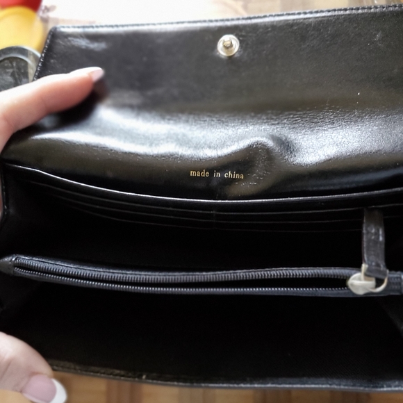 ♠️ Kate Spade Wallet ♠️ - Picture 4 of 6